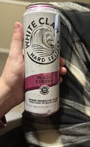 White Claw Hard Seltzer Black Cherry 19.2FL.OZ Can