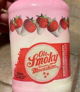 Ole Smoky White Chocolate Strawberry Cream