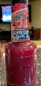Finest call Raspberry Puree 1L