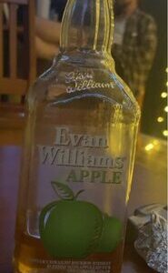 Evan Williams APPLE 750ML