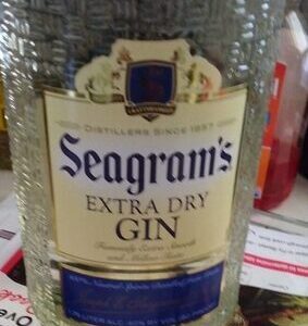 Seagram's EXTRA DRY GIN 1.75L.