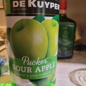 DE KUYPER SOUR APPLE 750ML